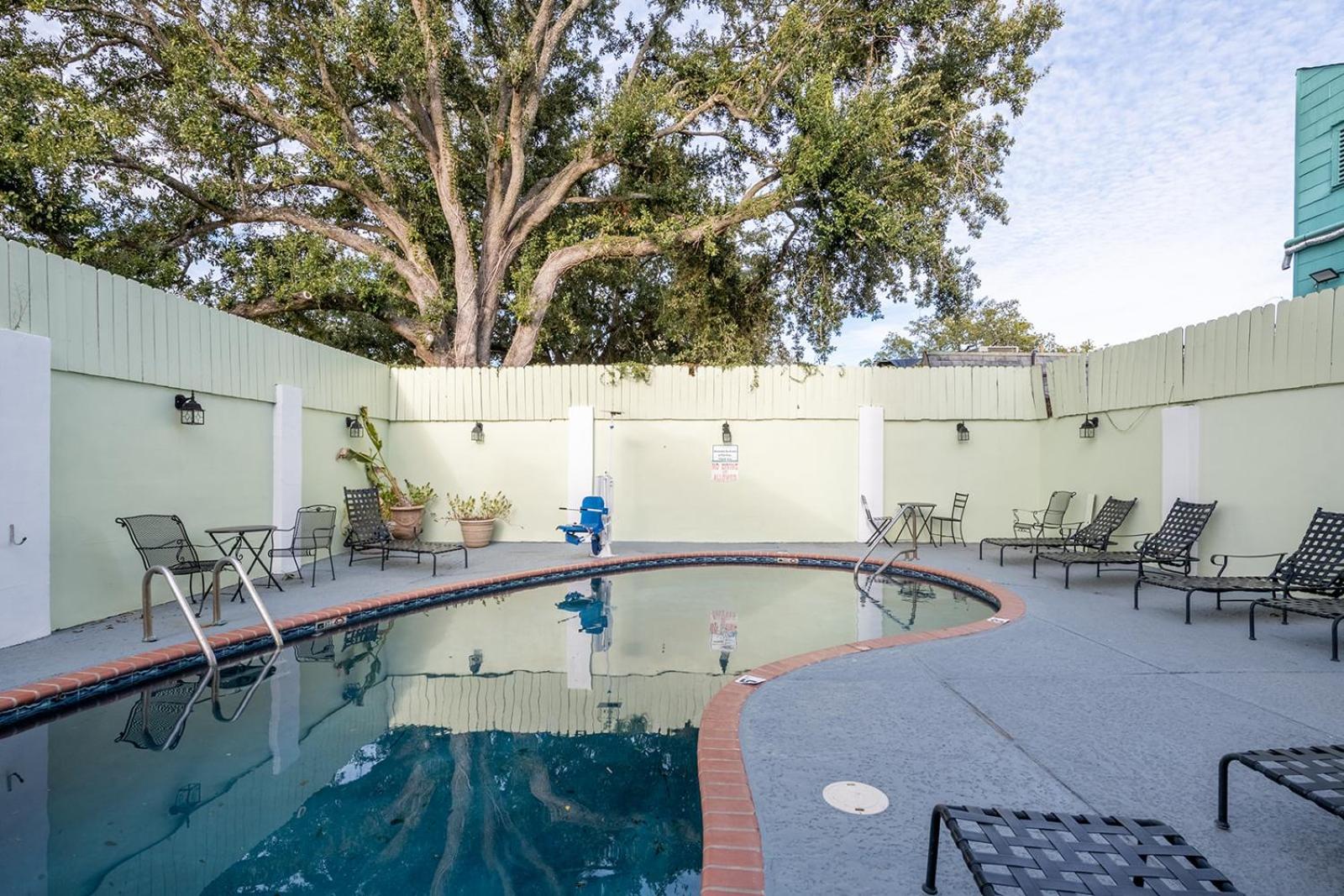 French Quarter Suites Hotel Nueva Orleans Exterior foto